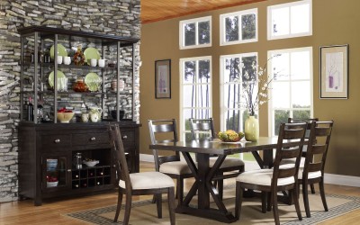 Familiarity with all kinds of buffets and beautiful and stylish decorative showcases